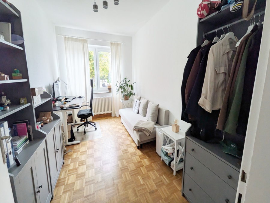 Einziehen & Wohlfühlen in Bielefeld-Mitte - Arbeitszimmer (19401)