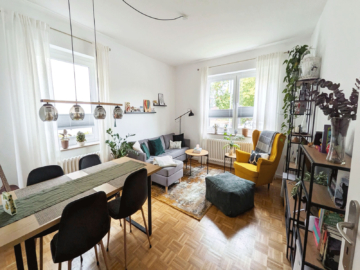 Einziehen & Wohlfühlen in Bielefeld-Mitte - Wohnzimmer